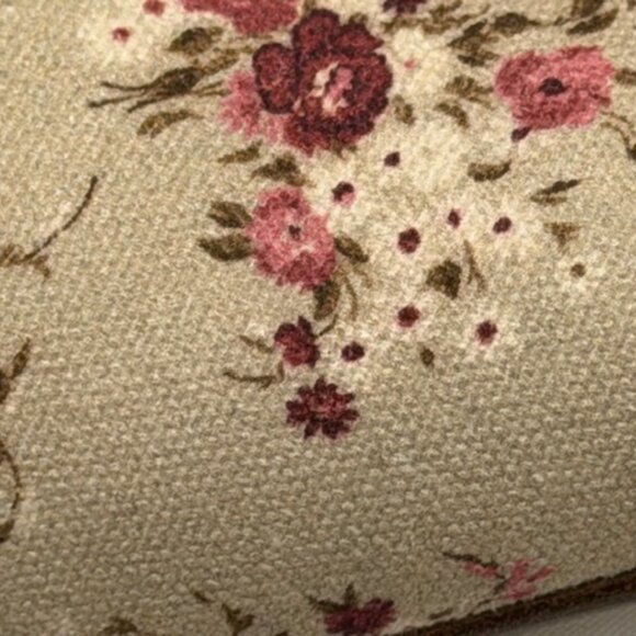 Coach Pump Shoes. Size 9B. Floral print in shades of pink and burgundy - Picture 5 of 14